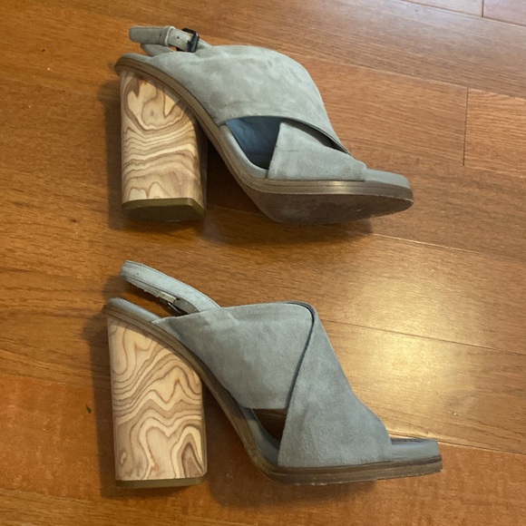 Vince - Helena Wooden Heel 8.5 - Picture 4 of 7